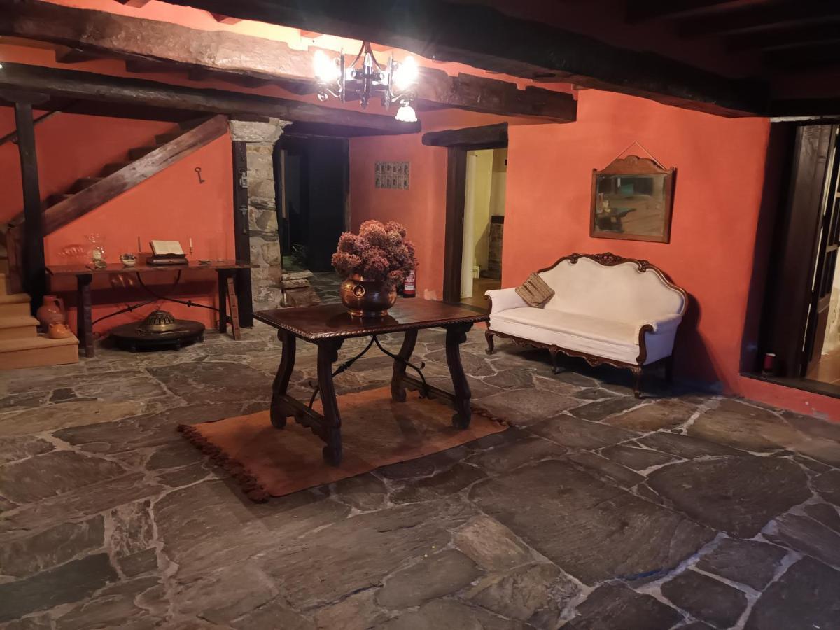 Palacio De Cantiz "Reserva De Ancares" Becerreá 외부 사진
